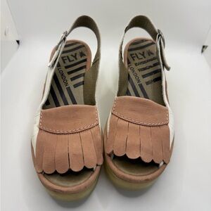 Fly London Slingback Wedge Sandals Sz 37 / 6.5 Tan & White Leather Fringe Strap